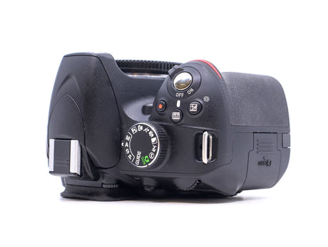 Nikon D3200 - segunda mano - excelente estado - detalle 4 de 4 - SKU 3732528 - Camera Market