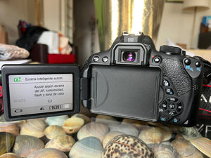 CanonEOS 700Df50cf313-f906-4afa-8195-a95681cee7e0