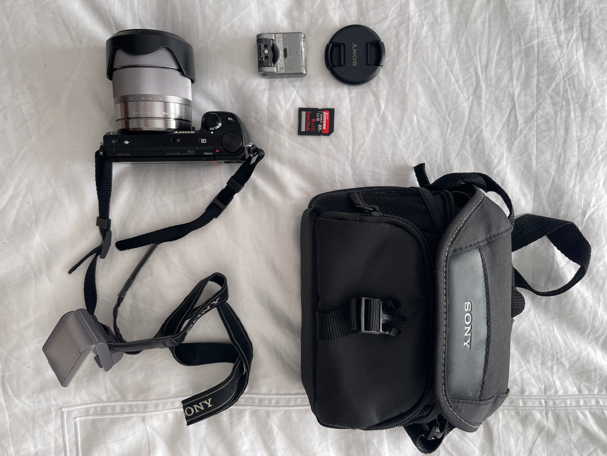 Sony NEX 5R2ce0a6a0-d900-4e39-aef8-60df1038a716