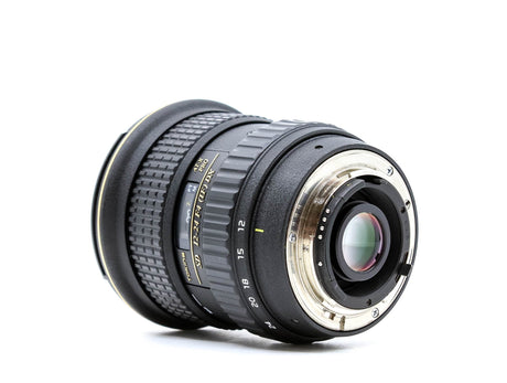 Tokina 12-24mm f/4 AT-X Pro DX - Montagem Nikon