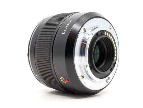 Compre Panasonic Leica DG Summilux 25mm f/1.4 ASPH | Camera Market