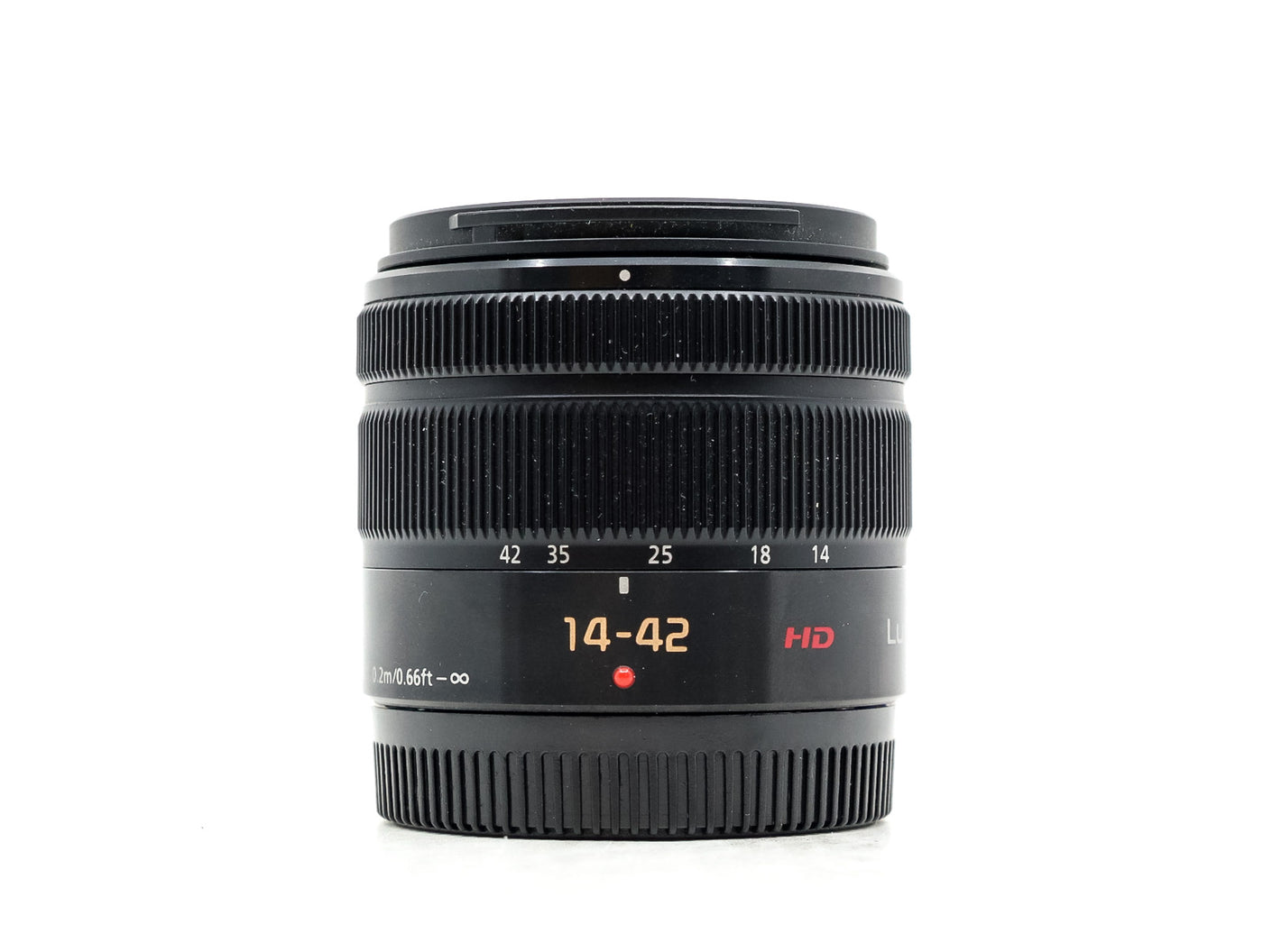Panasonic Lumix G Vario 14-42mm f/3.5-5.6 II ASPH Mega O.I.S. · imagem principal