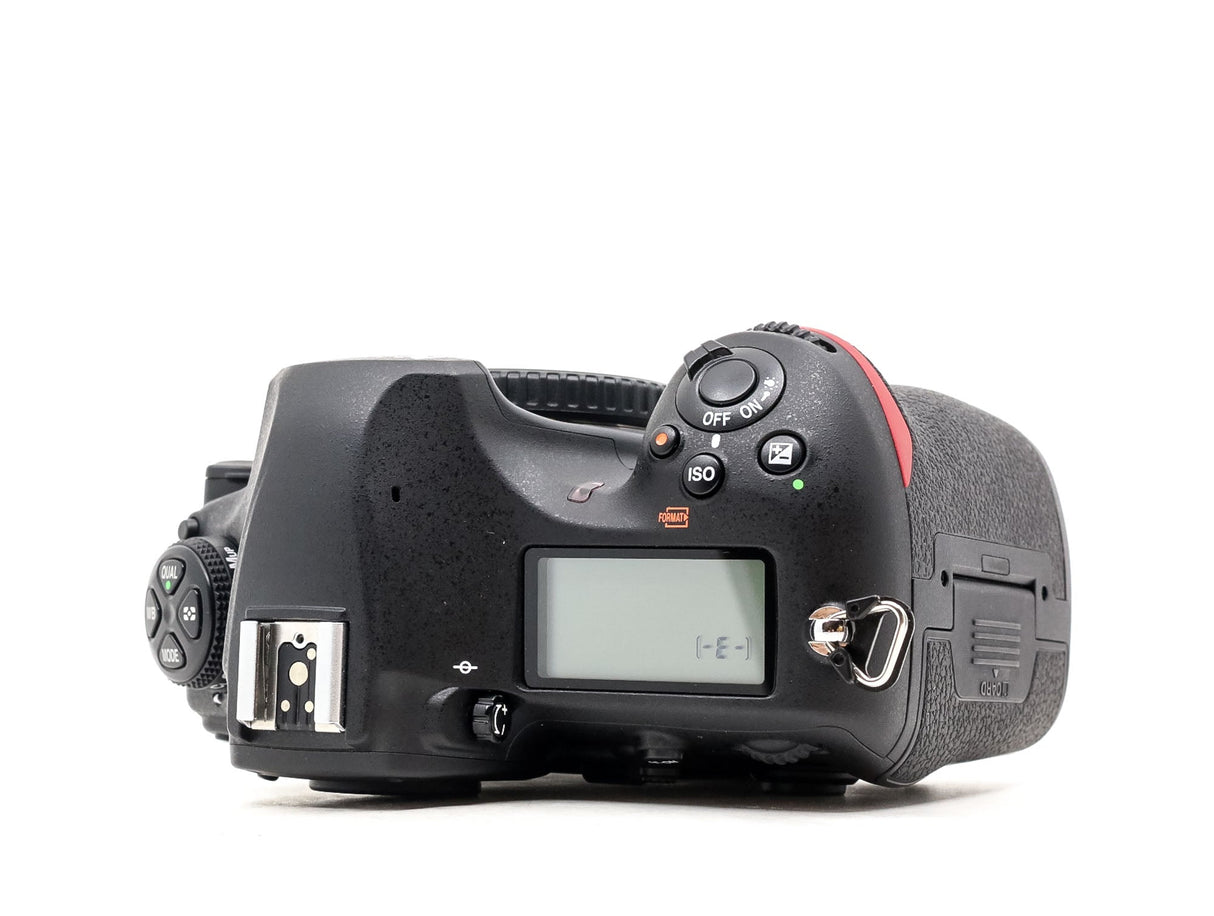 Nikon D850 - segunda mano - excelente estado - detalle 3 de 4 - SKU 3717857 - Camera Market