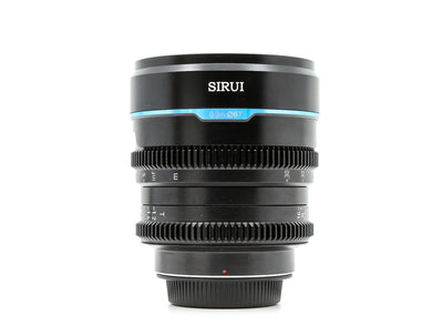 Sirui 24mm T1.2 Nightwalker - Montagem Fujifilm X