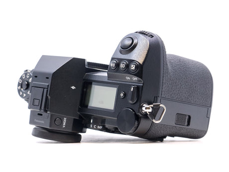 Panasonic Lumix DC-S1R - segunda mano - excelente estado - detalle 2 de 4 - SKU 3778752 - Camera Market