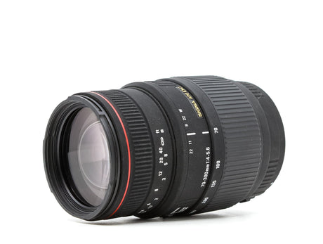 Sigma 70-300mm f/4-5.6 APO DG Macro - Montagem Canon EF
