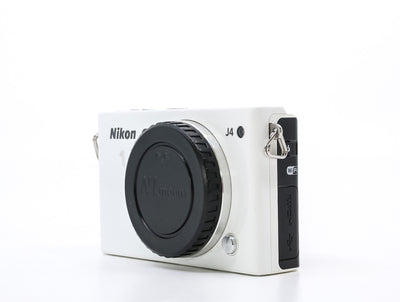 **Compre Nikon 1 J4 | Camera Market**