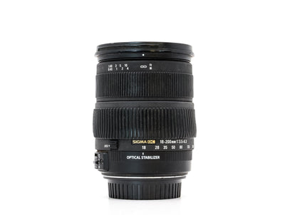 Sigma 18-200mm f/3.5-6.3 DC OS - Montagem Canon EF-S
