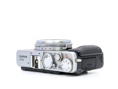 **Fujifilm X70**