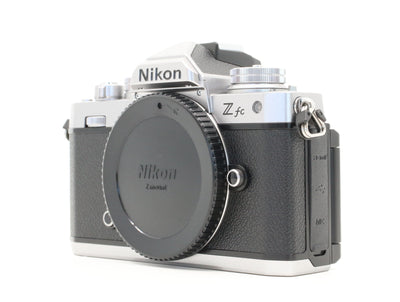 **Nikon Z fc**