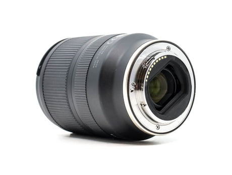 Tamron 17-28mm f/2.8 Di III RXD - Montagem Sony FE