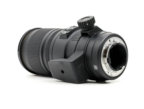 Sigma 70-200mm f/2.8 EX DG OS HSM - Montagem Nikon
