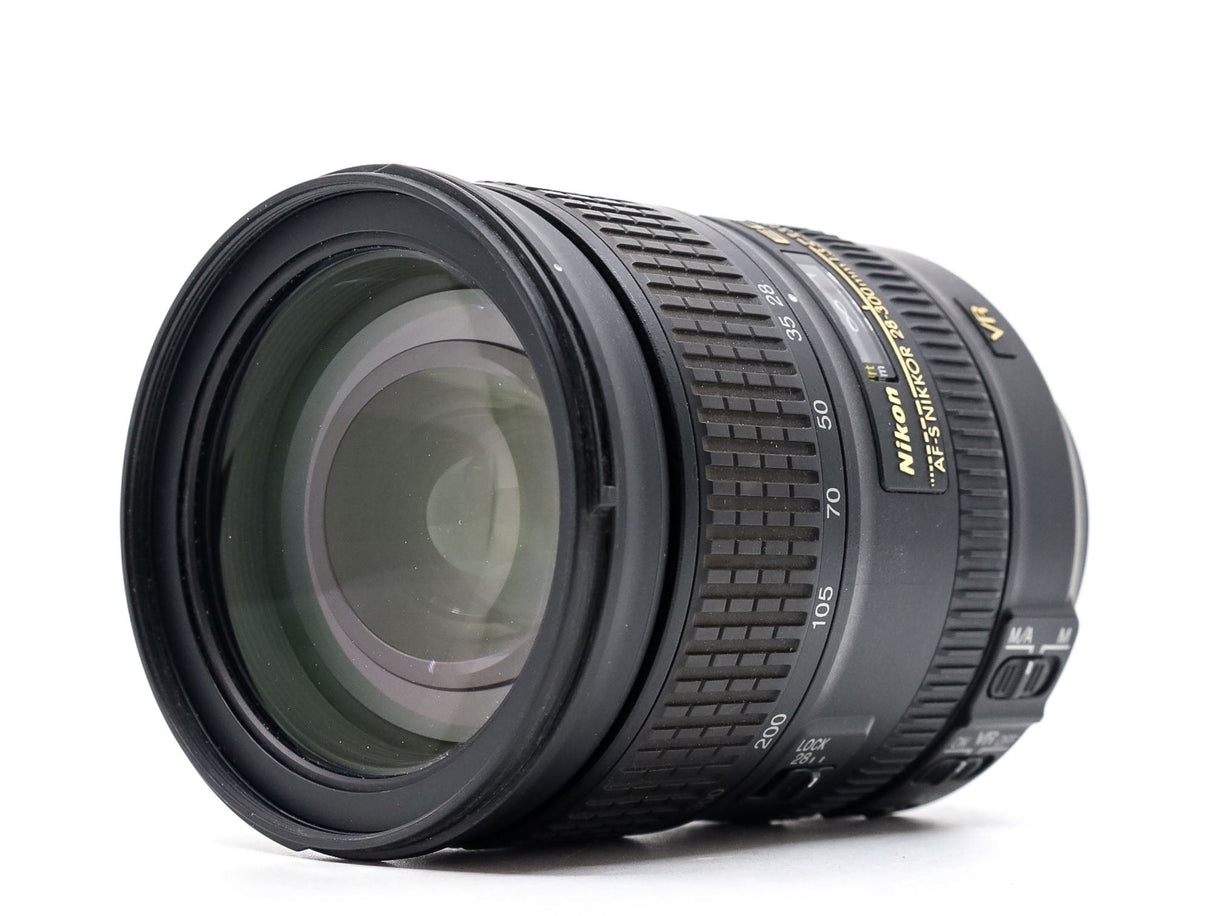 Nikon AF-S Nikkor 28-300mm f/3.5-5.6G IF-ED VR - segunda mano - excelente estado - detalle 2 de 3 - SKU 3731891 - Camera Mark