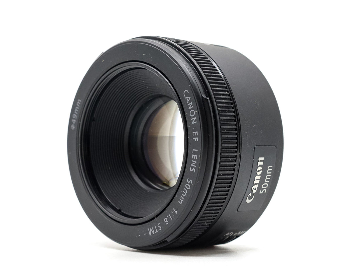 Canon EF 50mm f/1.8 STM - segunda mano - excelente estado - detalle 2 de 3 - SKU 3709381 - Camera Market