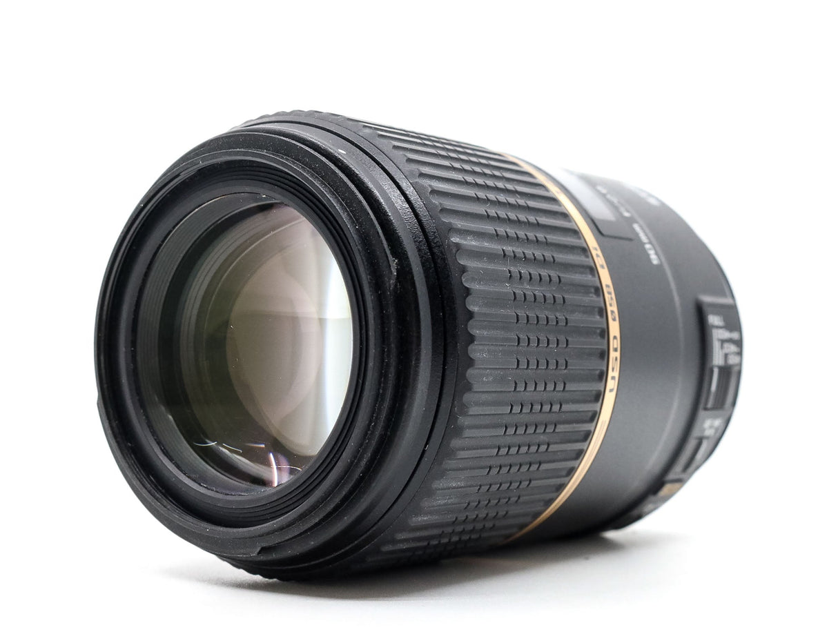 Tamron SP 90mm f/2.8 Di VC USD Macro - Canon EF Fit - segunda mano - excelente estado - detalle 2 de 3 - SKU 3487081 - Camera