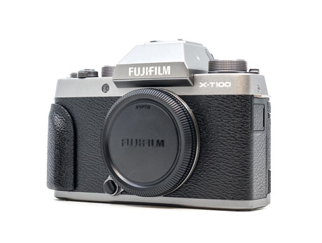 **Fujifilm X-T100**