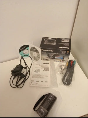 Panasonic Hc-v700162452d4-bfc1-4435-8892-5bb7dd0691ad
