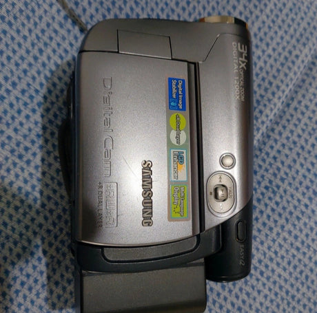 SamsungVP-DC173e8bb512b-a8d2-4ce6-8f3c-75e1e22d1711