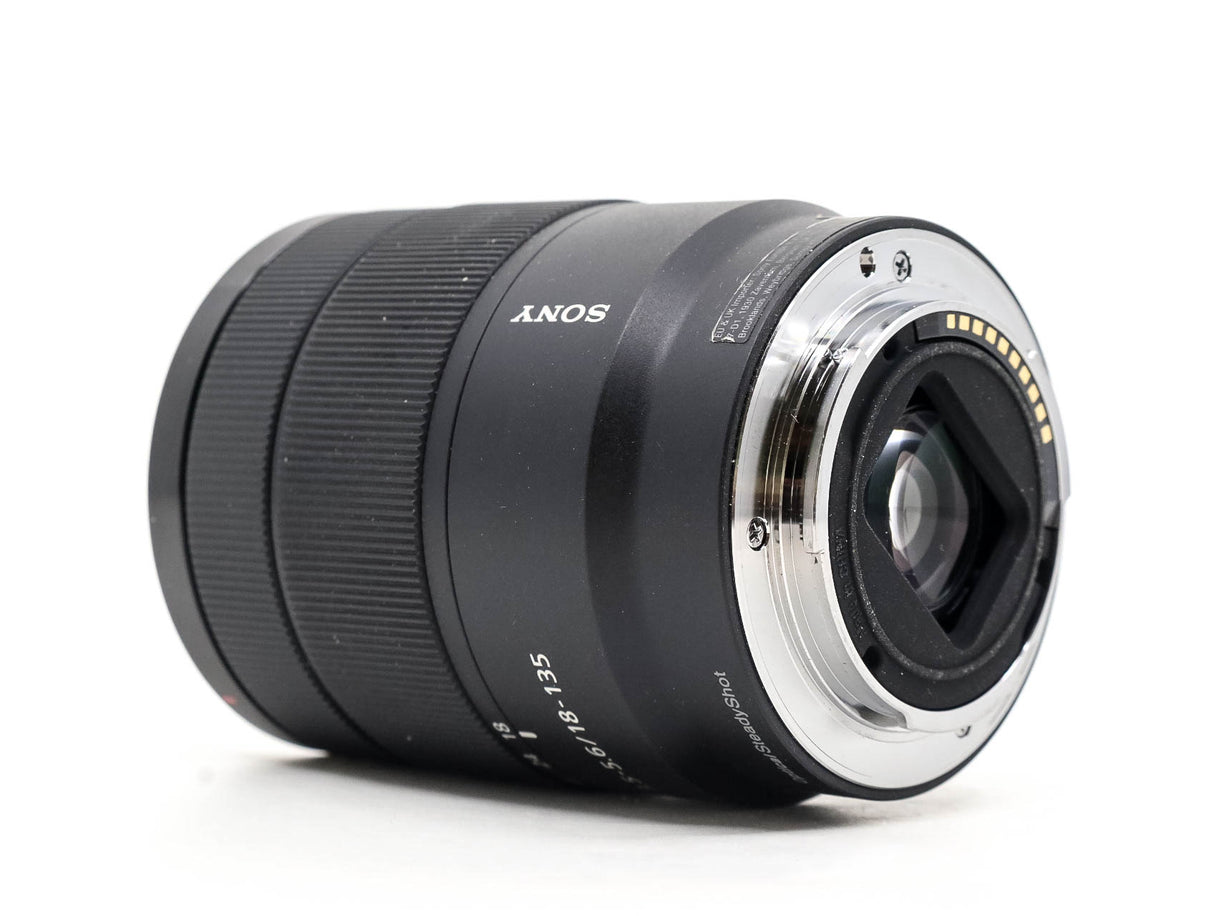Sony E 18-135mm f/3.5-5.6 OSS 