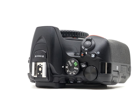 **Compre Câmera Nikon D5600 | Camera Market**
