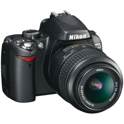 D60 SLR - Preta + Nikon AF-S DX Nikkor 18-55 mm f/3.5-5.6G VR f/3.5-5.6G