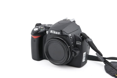 Nikon D40 (Corpo) - Câmera Digital Reflex Recondicionada (Corpo)