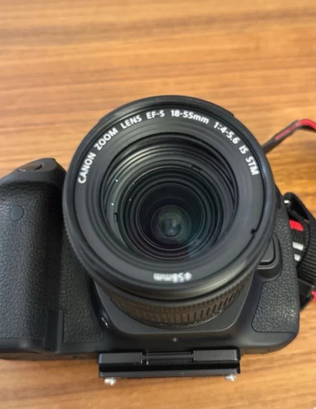 canon90D45980e2a-a8c7-467c-92f3-ea4a9d5d98e2