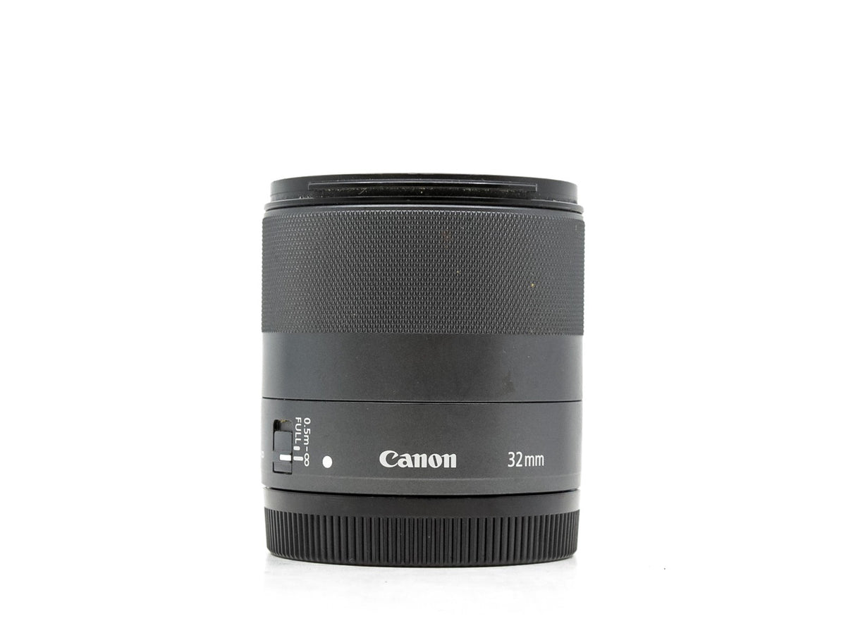 Canon EF-M 32mm f/1.4 STM · imagem principal