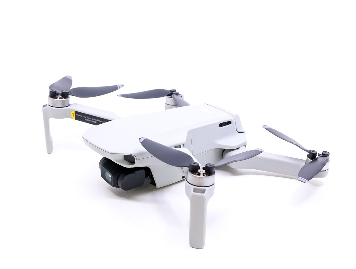 DJI Mavic Mini Fly More Combo with Mavic Mini Controller · imagem principal