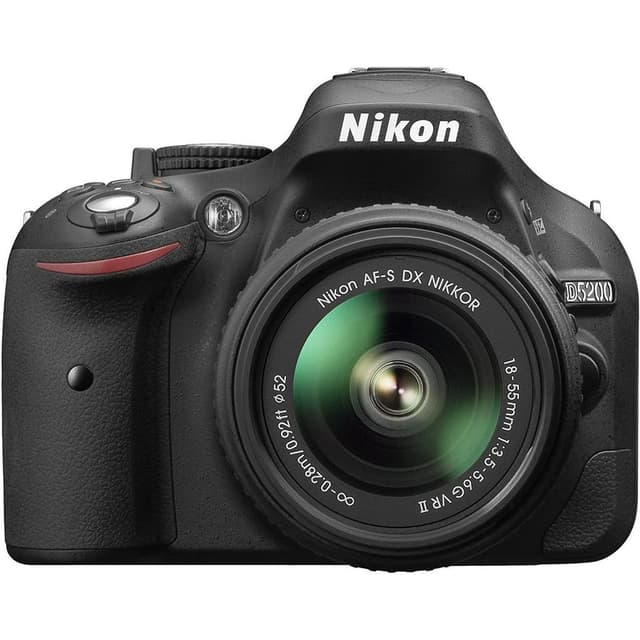 SLR D5200 - Black + Nikon Nikkor AF-S DX 18-55mm f/3.5-5.6 G VR II f/3.5-5.6 · imagen principal