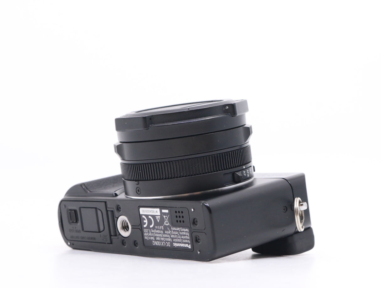 Panasonic Lumix DC-LX100 II - segunda mano - excelente estado - detalle 2 de 6 - SKU 3514423 - Camera Market