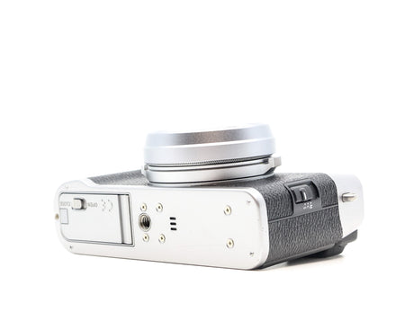 Fujifilm X100F - segunda mano - excelente estado - detalle 3 de 5 - SKU 3705332 - Camera Market