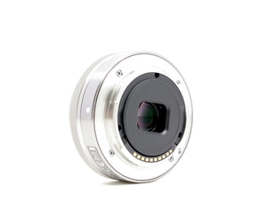 Sony E 16mm f/2.8 - segunda mano - excelente estado - detalle 4 de 4 - SKU 3711625 - Camera Market