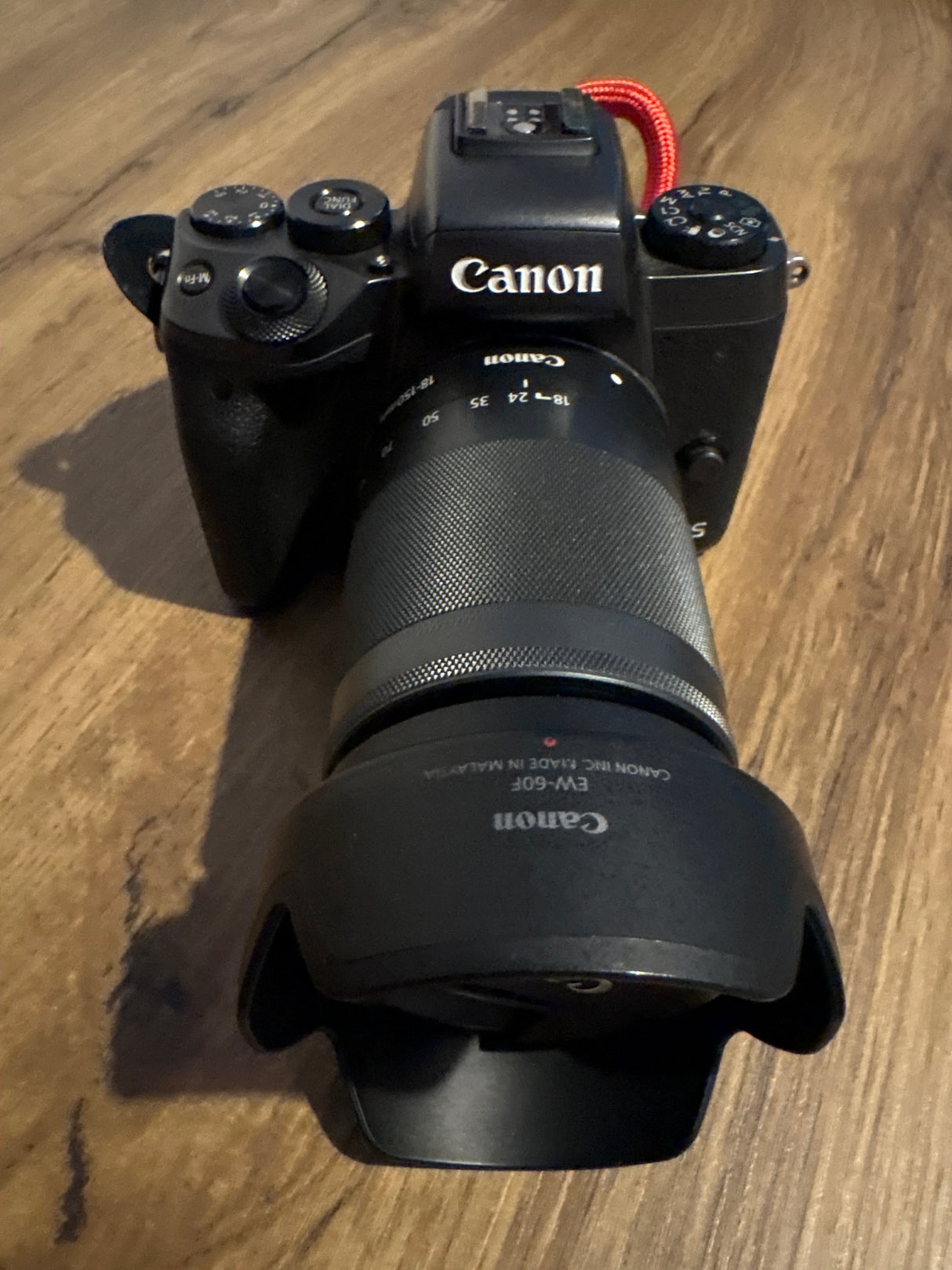 Cañón EOS M5e2ab3e68-c5fd-44d0-86c7-33bd7f1c35d6