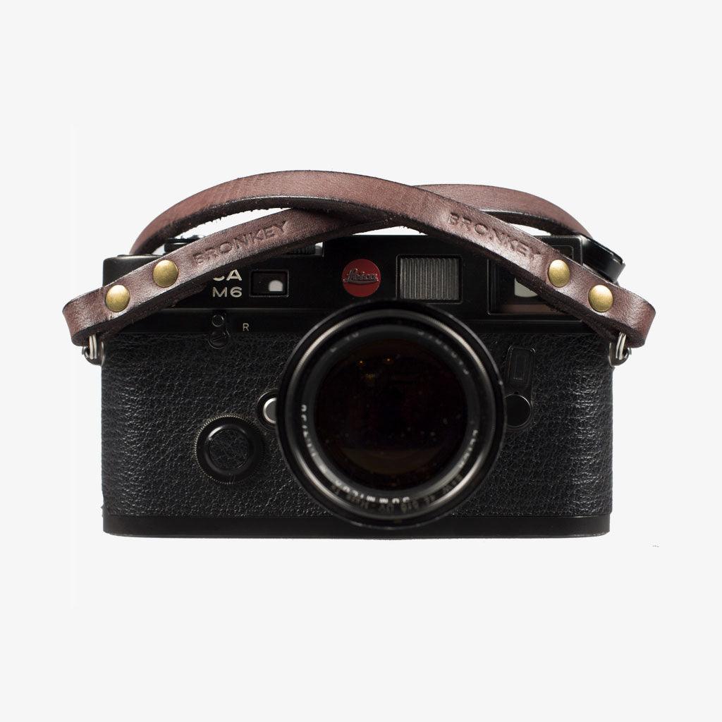 Berlin #102 - Brown Leather camera strap · imagen principal