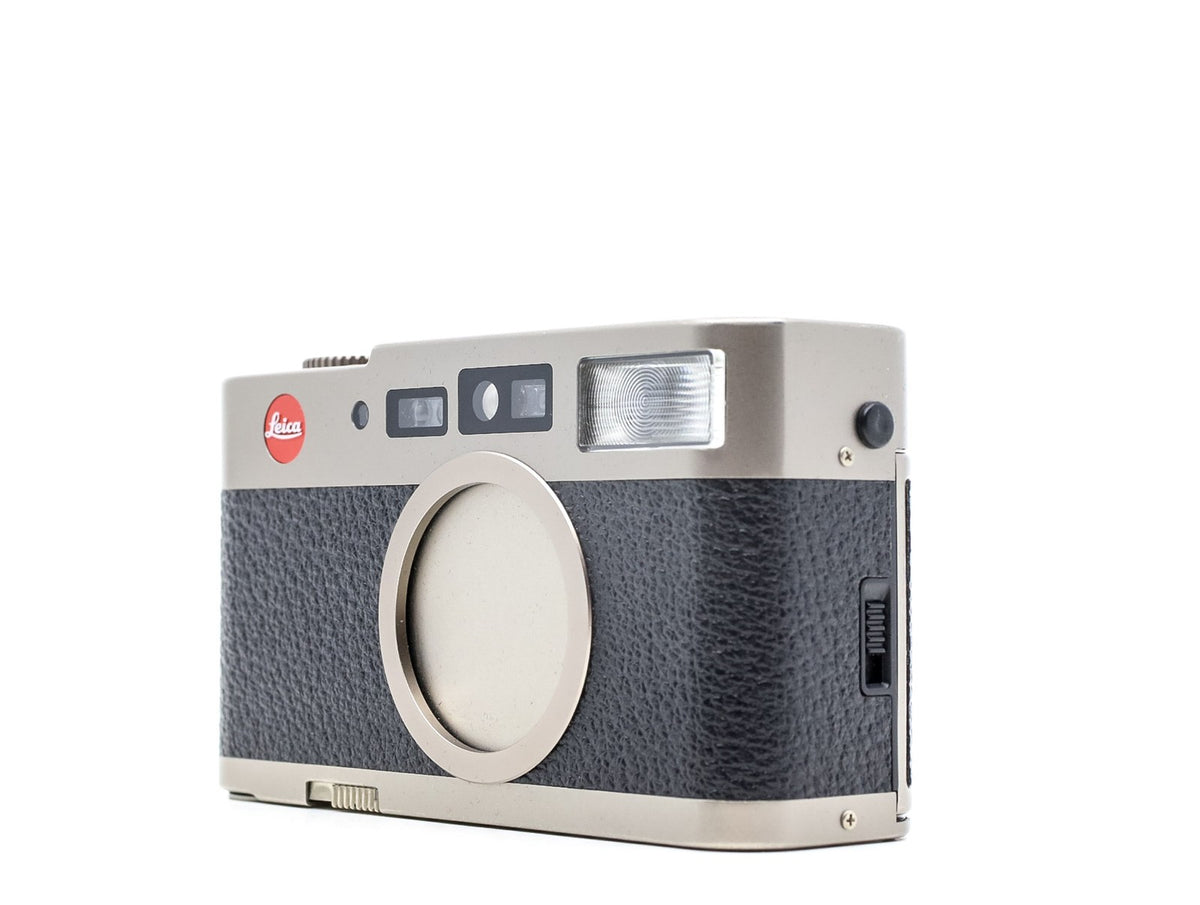 Leica CM · imagem principal