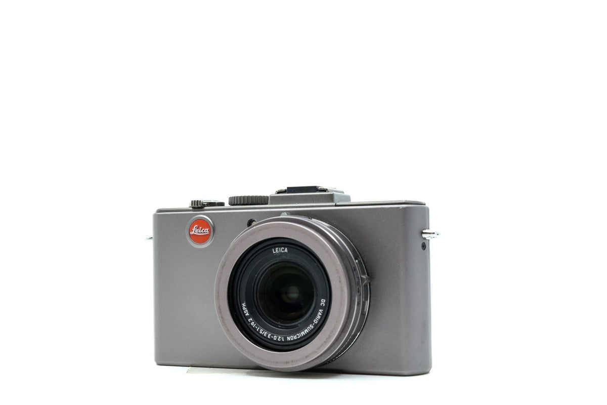 Leica D-LUX 5 Titanium Edition · imagem principal