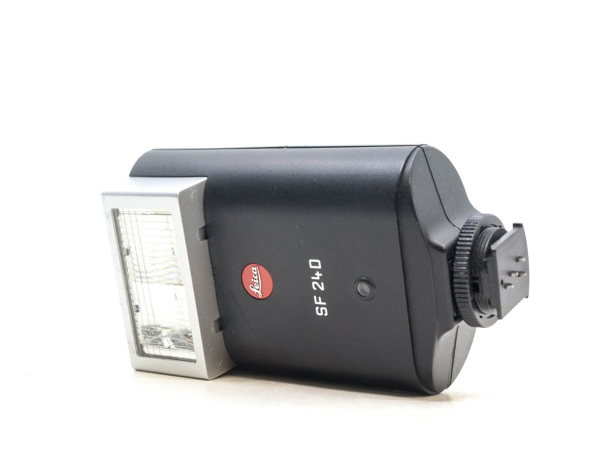 Leica SF 24D Flash · imagem principal