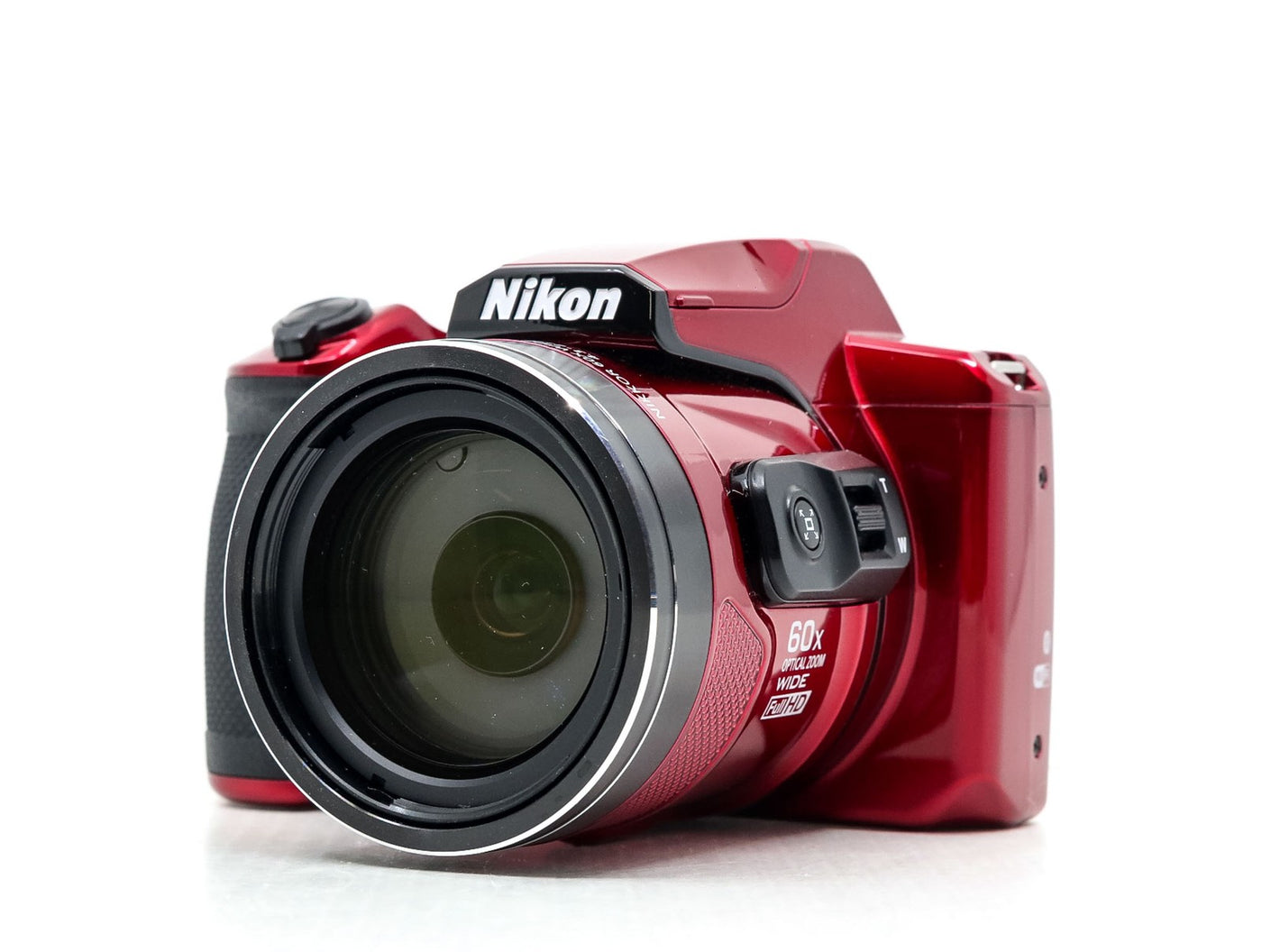 Nikon Coolpix B600 · imagem principal