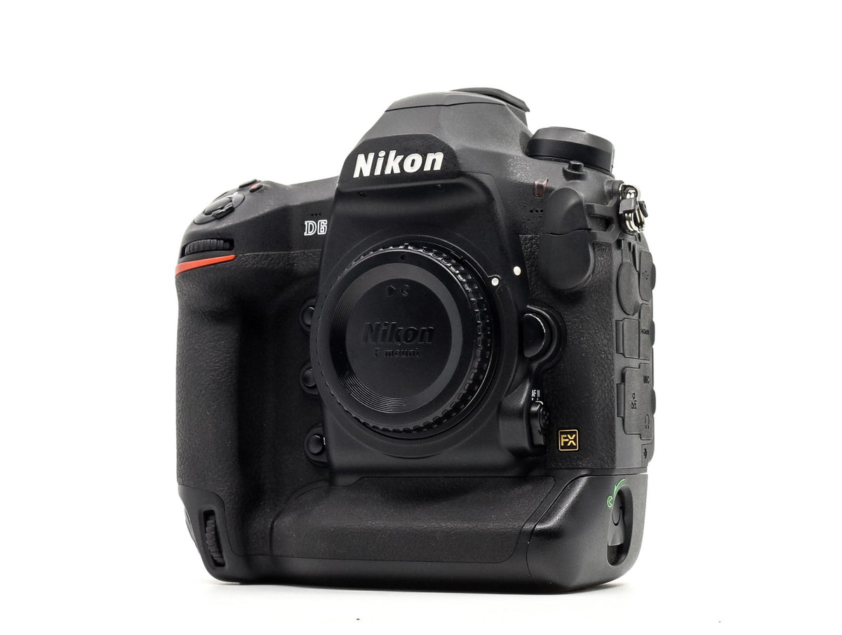 Nikon D6 · imagem principal