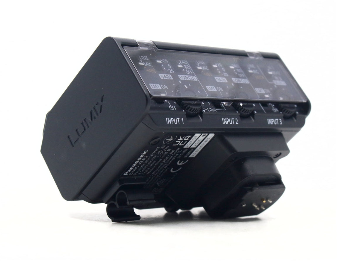 Panasonic DMW-XLR2 XLR Microphone Adapter · imagem principal