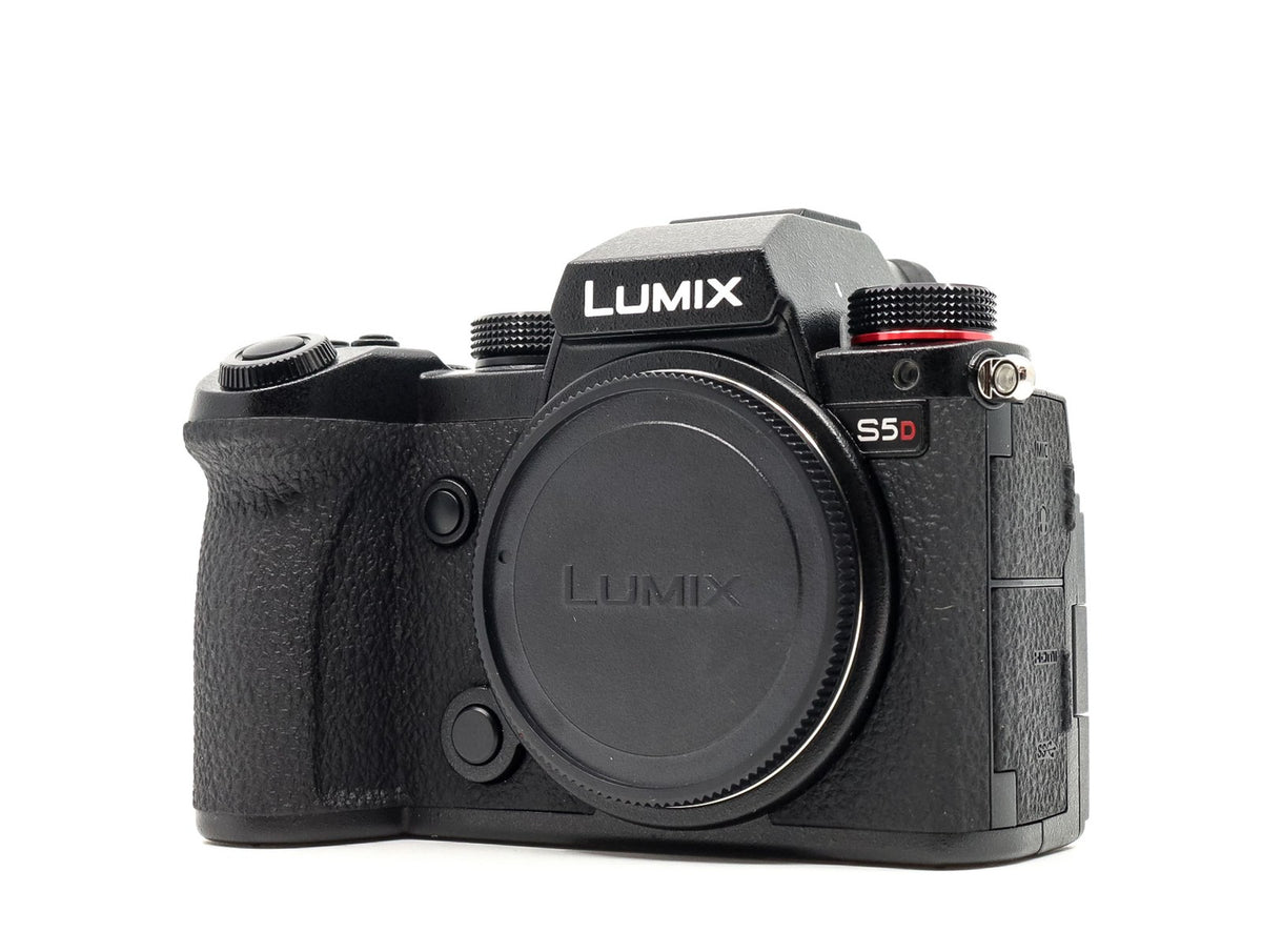 Panasonic Lumix DC-S5D · imagem principal