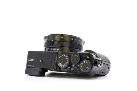 Panasonic Lumix DC-ZS200