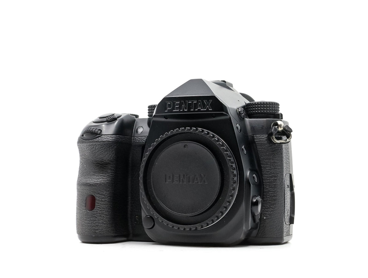 Pentax K-3 III Jet Black Edition · imagem principal