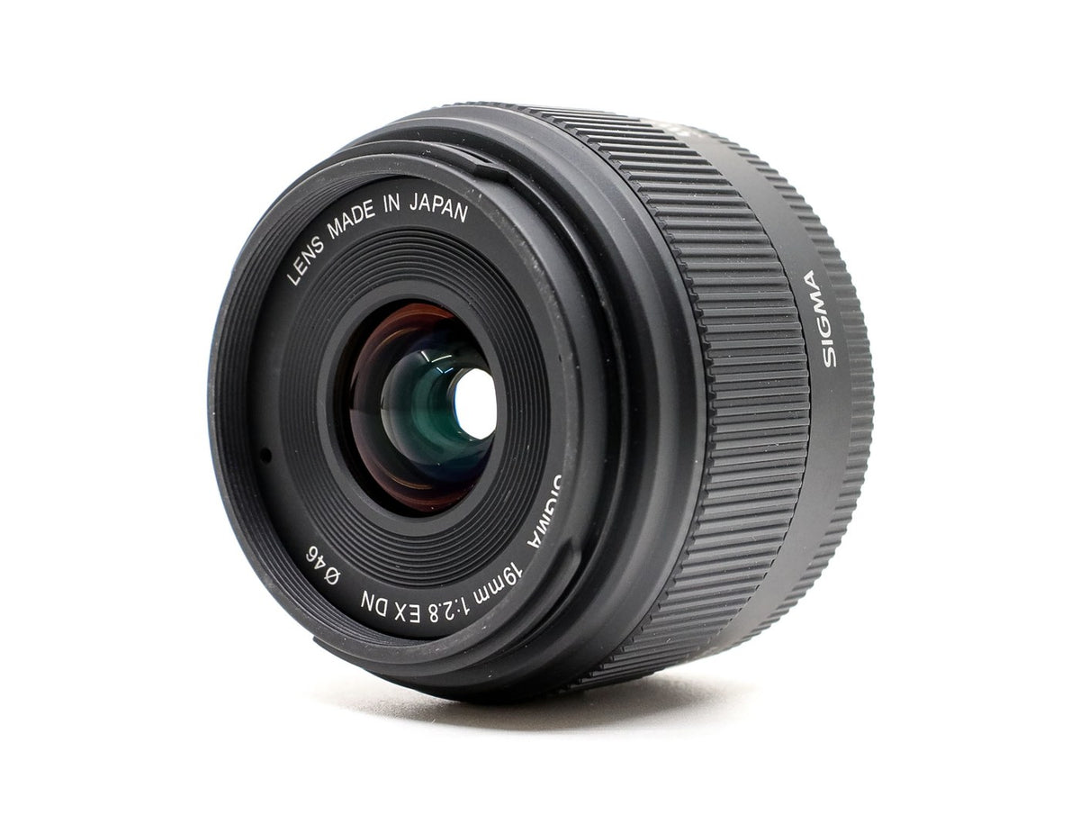 Sigma 19mm f/2.8 EX DN - Micro Four Thirds Fit · imagem principal