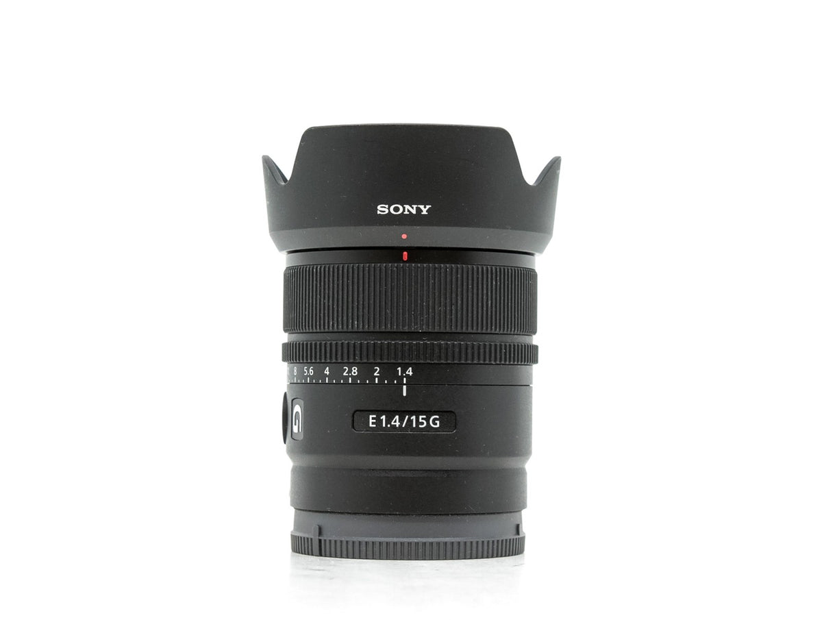 Sony E 15mm F/1.4 G · imagem principal