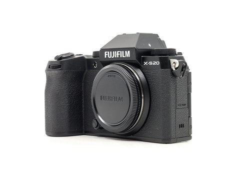 **Fujifilm X-S20**