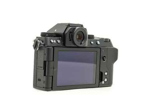 **Fujifilm X-S20**
