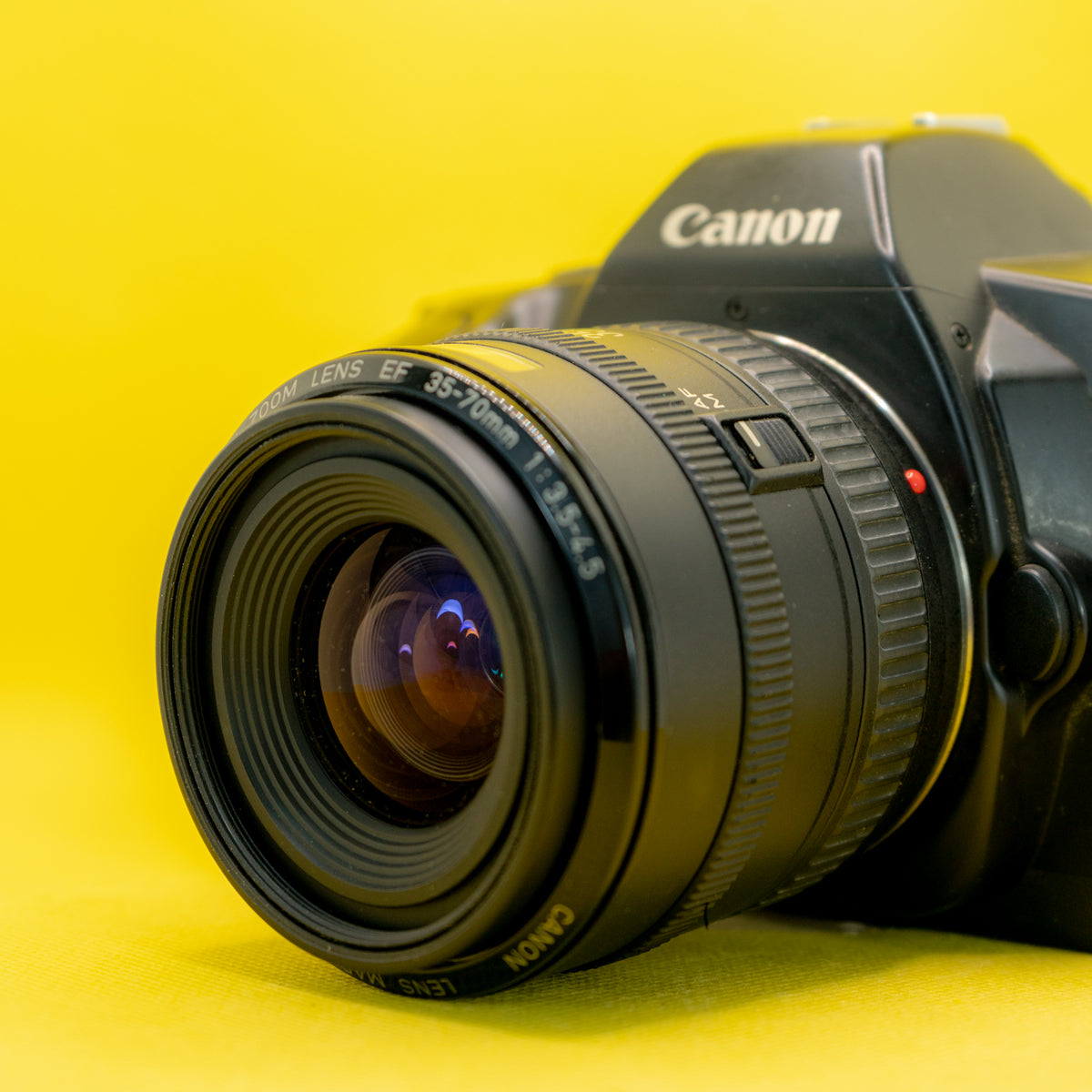 Discover the power of the Canon EOS 850 + 35-70mm F3.5-5.6 Lens