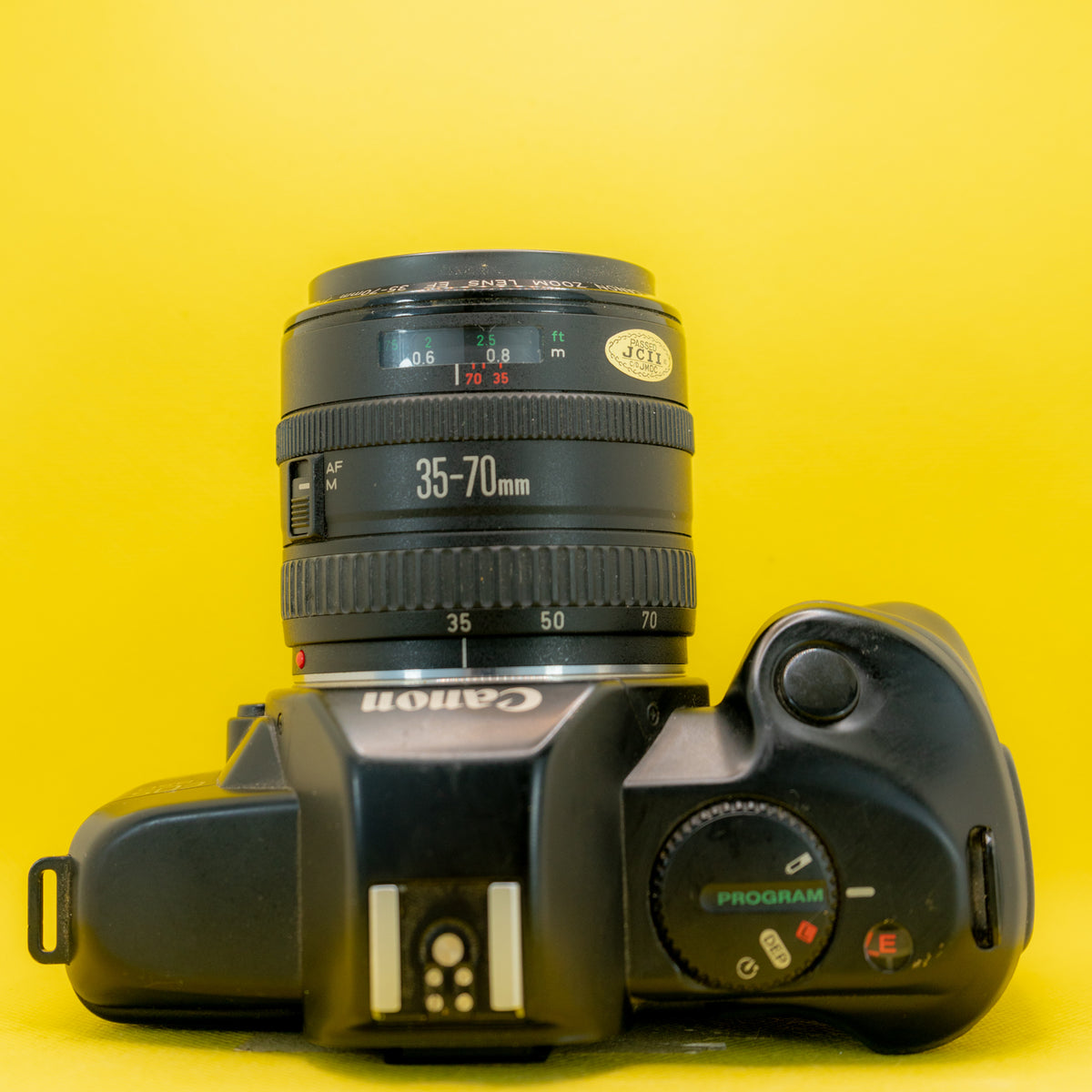 Discover the power of the Canon EOS 850 + 35-70mm F3.5-5.6 Lens